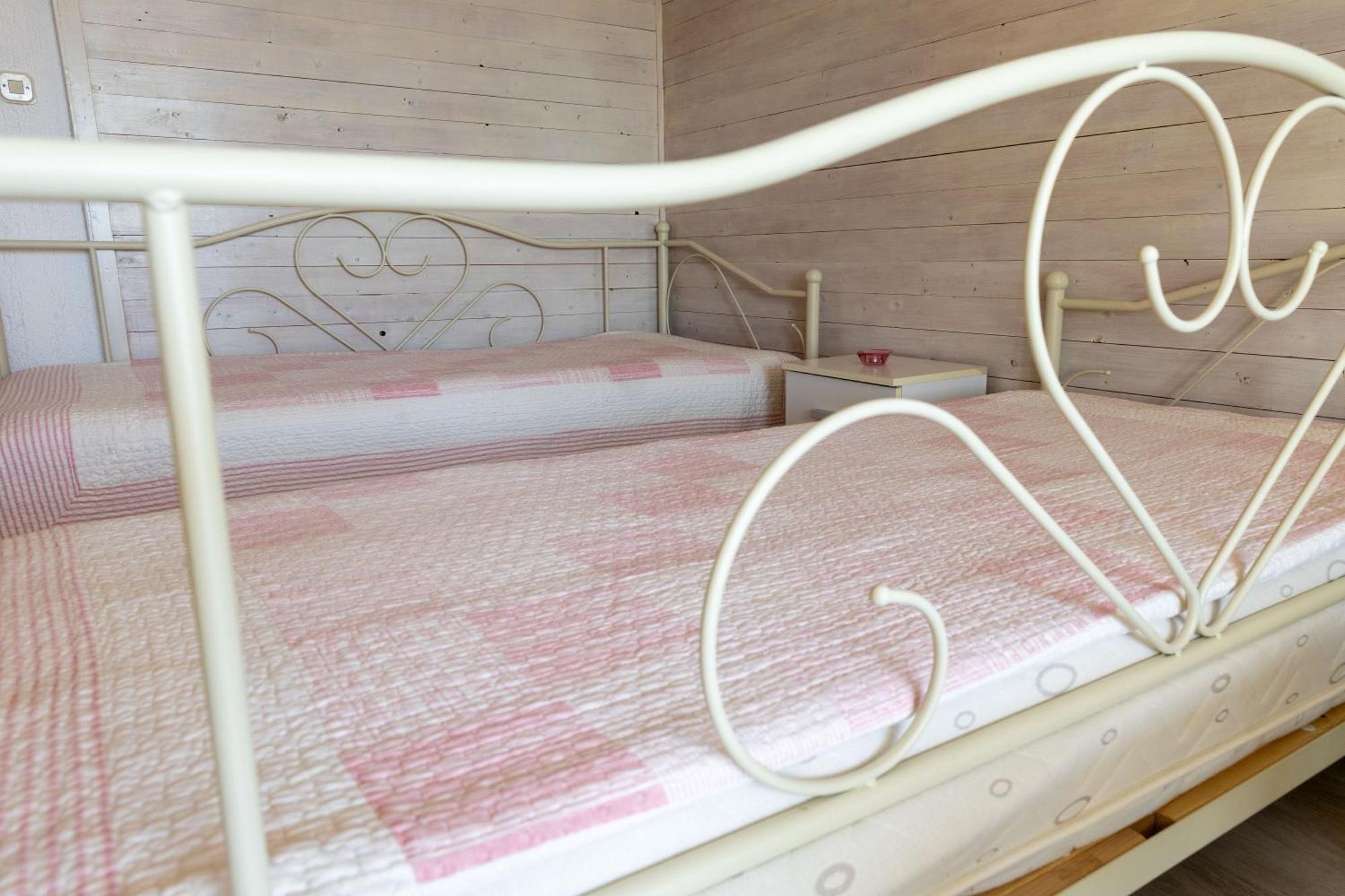 Apartmani Trlaja 沃迪切 外观 照片