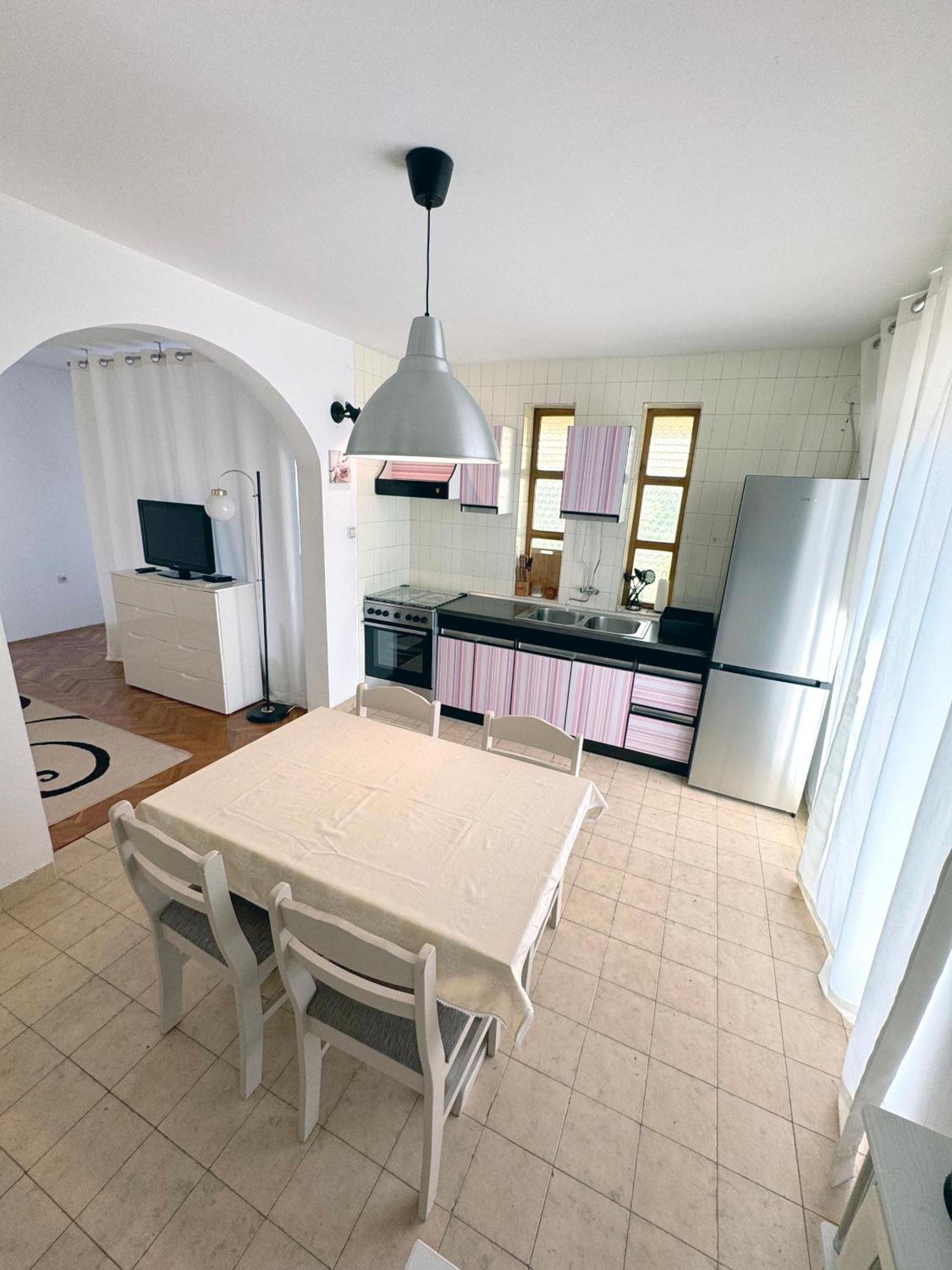 Apartmani Trlaja 沃迪切 外观 照片
